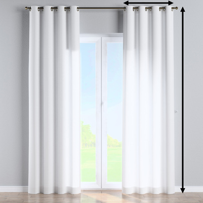 Eyelet lined curtain