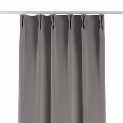 Double pinch pleat curtain