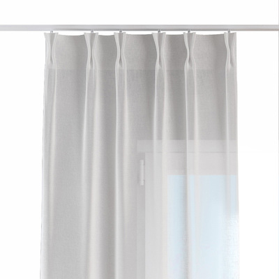 Double pinch pleat curtain