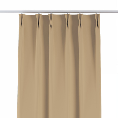 Double pinch pleat curtain
