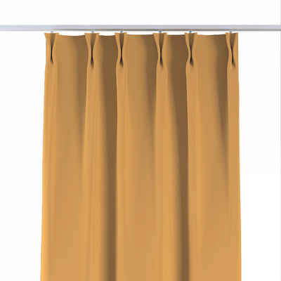 Double pinch pleat curtain