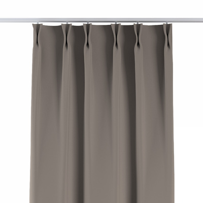 Double pinch pleat curtain