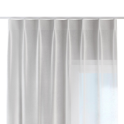 Single pinch pleat curtain