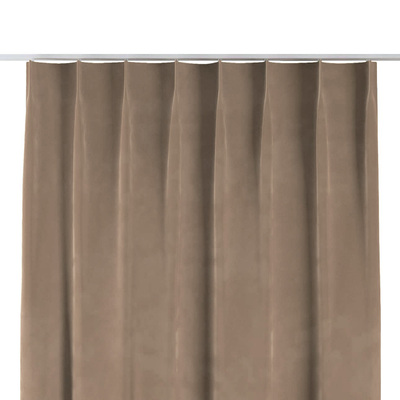 Single pinch pleat curtain