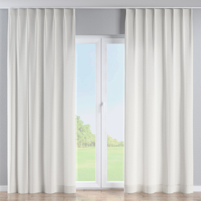 Single pinch pleat curtain
