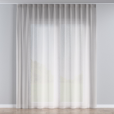 Net curtain with single pinch pleat