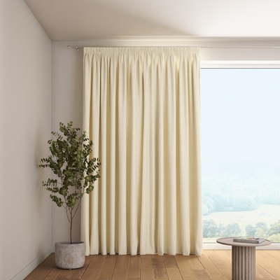 Pencil pleat curtain