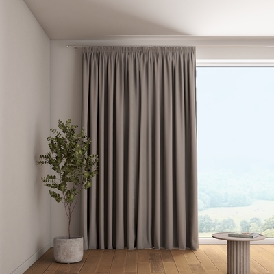 Pencil pleat curtain
