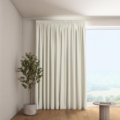 Pencil pleat curtain