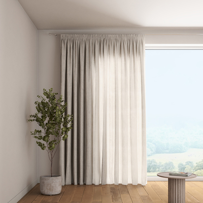 Pencil pleat curtain