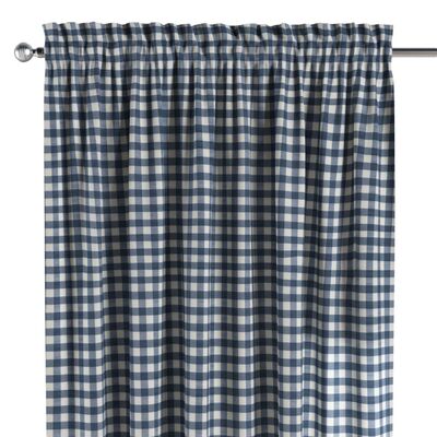 Slot and frill curtain