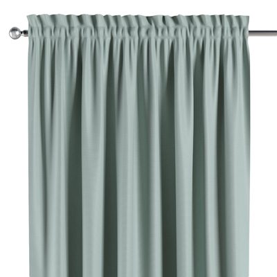 Slot and frill curtain