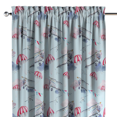 Slot and frill curtains