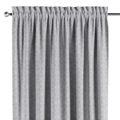Slot and frill curtain