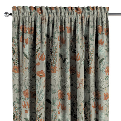 Slot and frill curtain