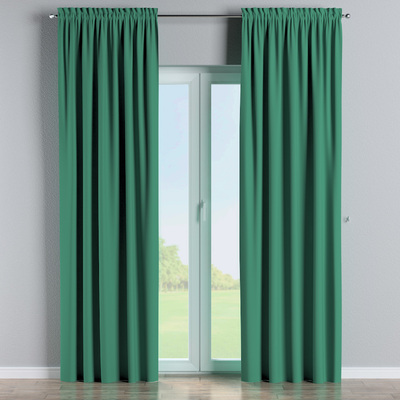 Slot and frill curtain