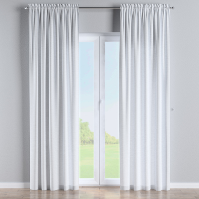 Slot and frill curtain