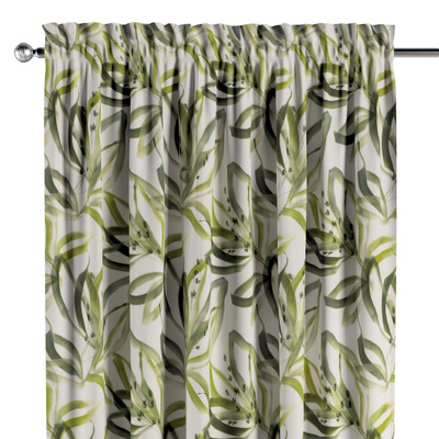Slot and frill curtain
