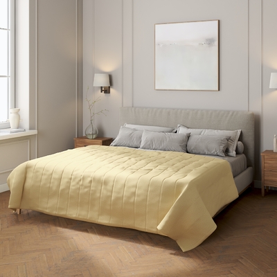 Couvre-lit matelassé à motif rayures
