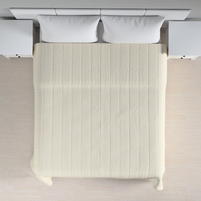 Sengetæppe quiltet<br/>10cm striber fra kollektionen Sensuale Premium, Stof: 144-54