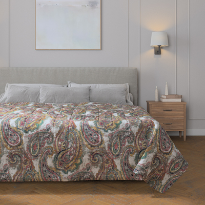Sengetæppe quiltet<br/>10cm striber fra kollektionen Cosy Home, Stof: 145-35