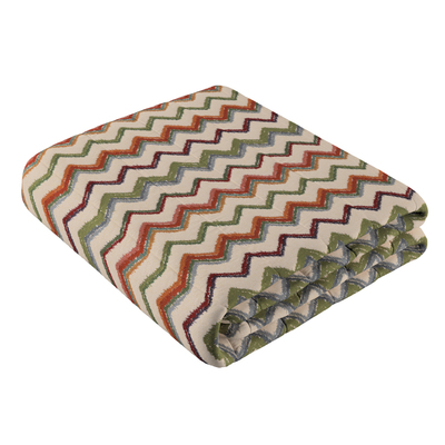 Sengetæppe quiltet<br/>10cm striber fra kollektionen Cosy Home, Stof: 145-36