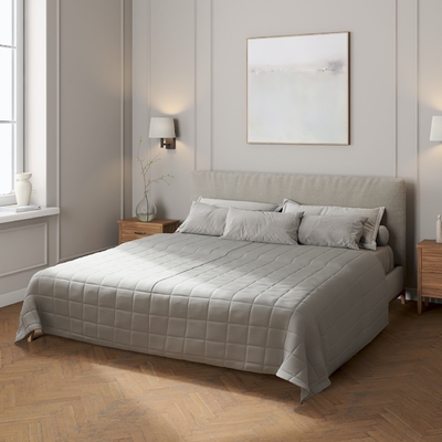 Check quilted throw