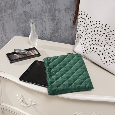 Etui na tablet Velvet 27,5 X 20CM a kollekcióból Velvet  Lakástextil, Dekoranyag: 704-13