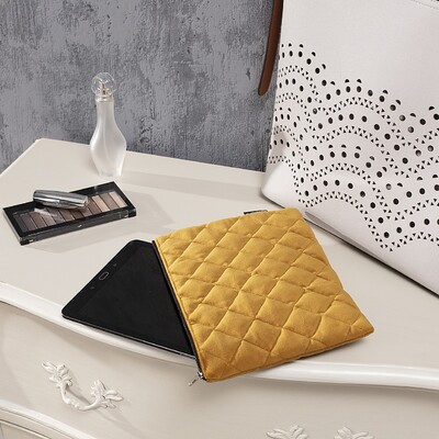 Tablet-Tasche Velvet 27,5 X 20CM von der Kollektion Velvet, Stoff: 704-23