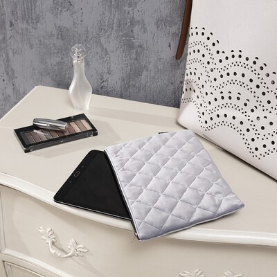 Etui na tablet Velvet 27,5 X 20CM a kollekcióból Velvet  Lakástextil, Dekoranyag: 704-24
