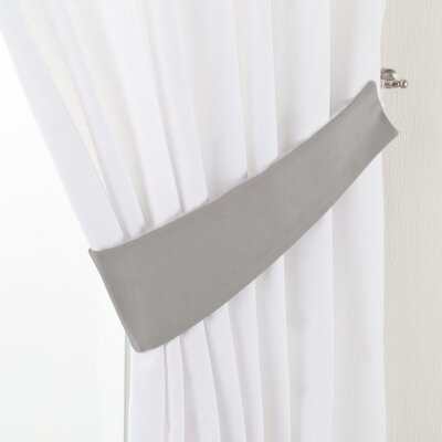 Victoria tieback