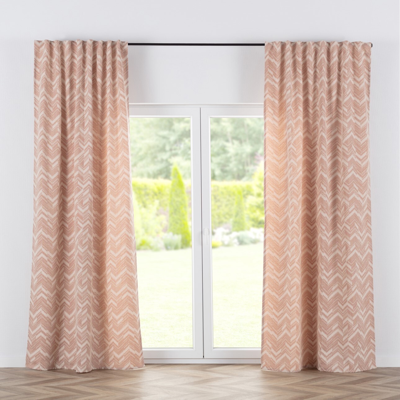 Zasłona BASIC na taśmie marszczącej 130x280 cm beżowo-czerwony 1szt.