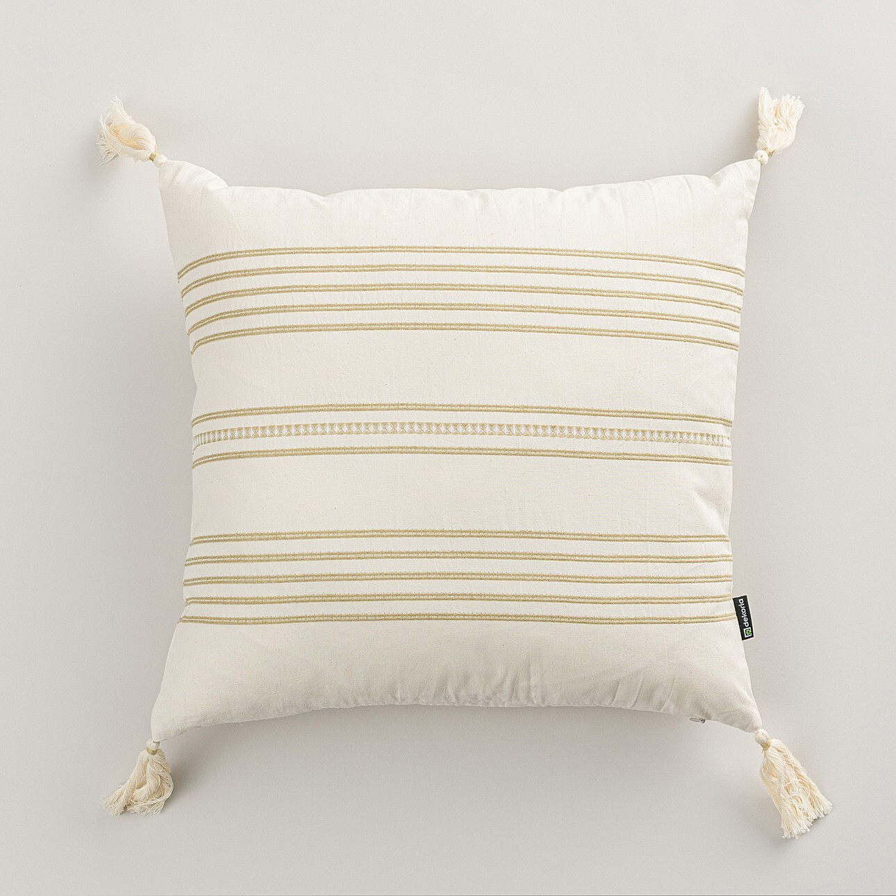Levně Dekoria Povlak na polštářek Linea Sand Tassel 45x45 cm, 45x45