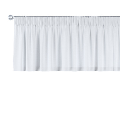 Pencil pleat pelmet