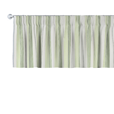 Pencil pleat pelmet