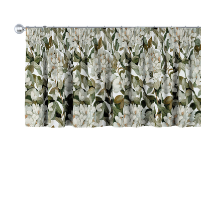 Pencil pleat pelmet
