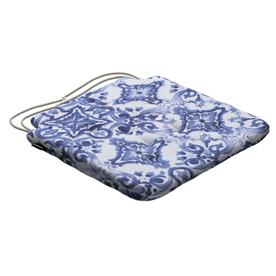 Oleg seat pad with ties