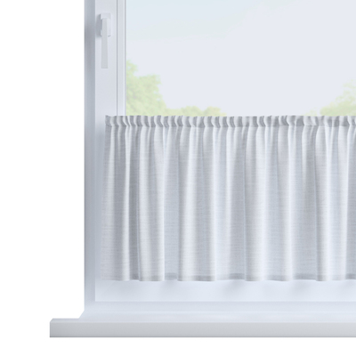 Slot valance